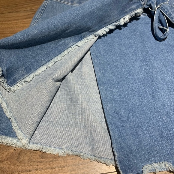 🌟HOST PICK🌟 Madewell denim wrap skirt - Picture 6 of 12